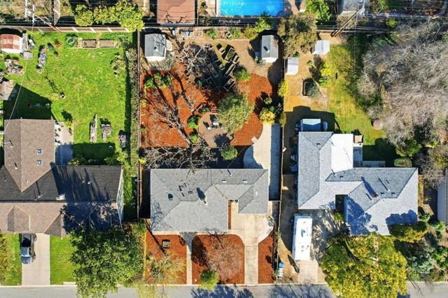 18597 Paseo Pueblo, Saratoga, CA 95070