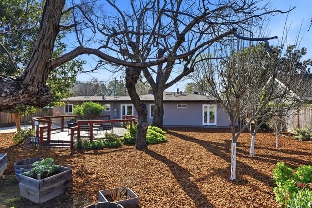 18597 Paseo Pueblo, Saratoga, CA 95070