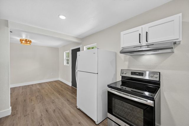 1022 Denton Drive, Euless, TX 76039