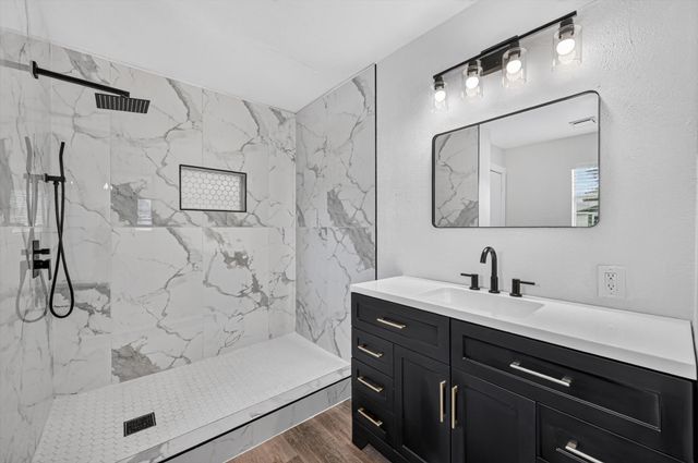 1022 Denton Drive, Euless, TX 76039