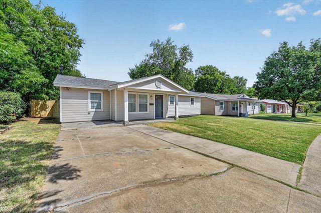 1022 Denton Drive, Euless, TX 76039