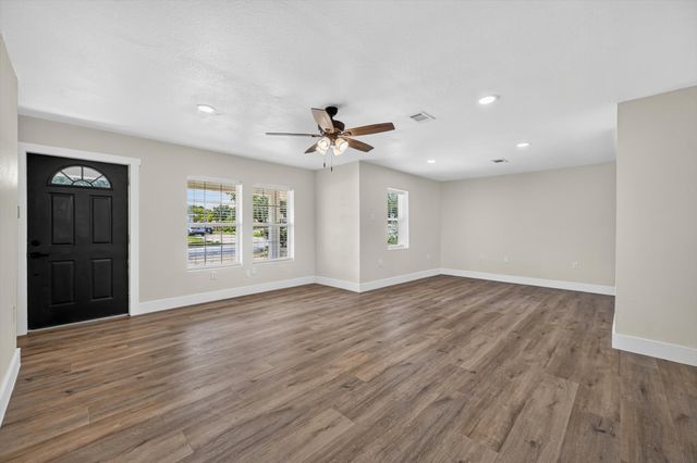 1022 Denton Drive, Euless, TX 76039