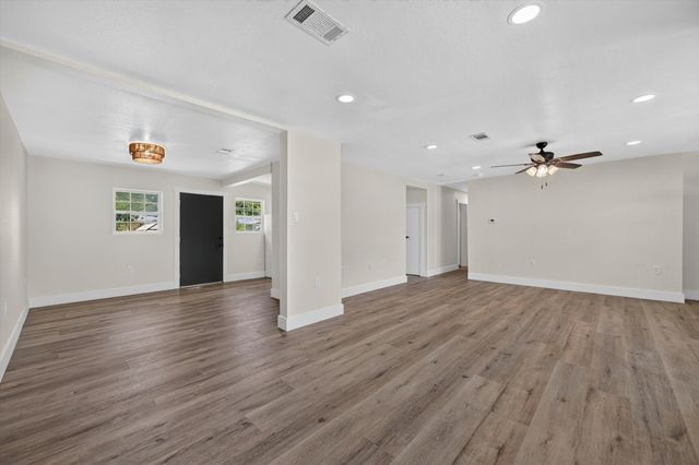 1022 Denton Drive, Euless, TX 76039