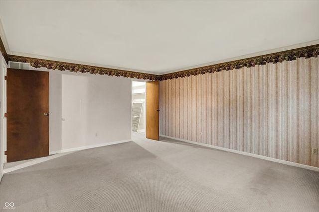 10806 E Lakeshore Drive, Carmel, IN 46033