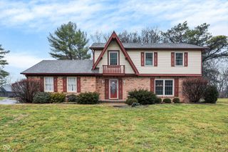 10806 E Lakeshore Drive, Carmel, IN 46033