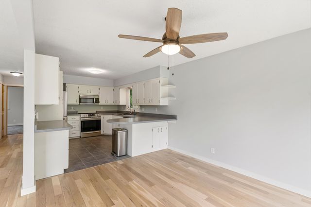 1000 Summerfield Drive, Northfield, MN 55057