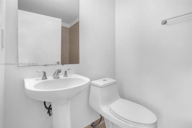 3340 NE 190th St 1206, Aventura, FL 33180