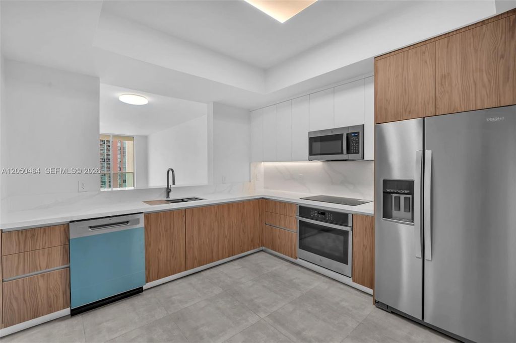 3340 NE 190th St 1206, Aventura, FL 33180