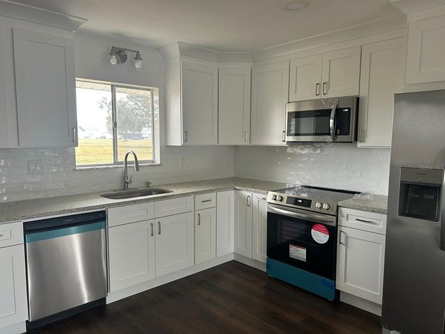 702 DESERT HILLS WAY, Sun City Center, FL 33573