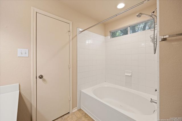 138 Hampton Run W., Boerne, TX 78006
