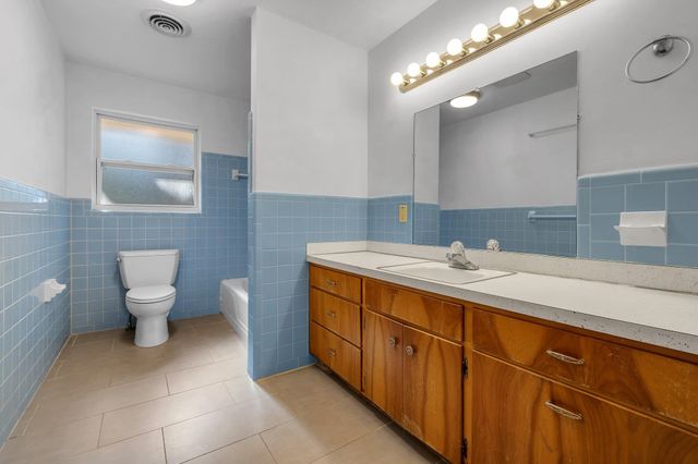 123 Columbia Drive, Tallahassee, FL 32304