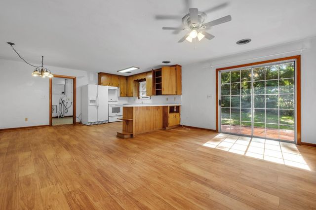 123 Columbia Drive, Tallahassee, FL 32304