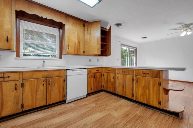 123 Columbia Drive, Tallahassee, FL 32304