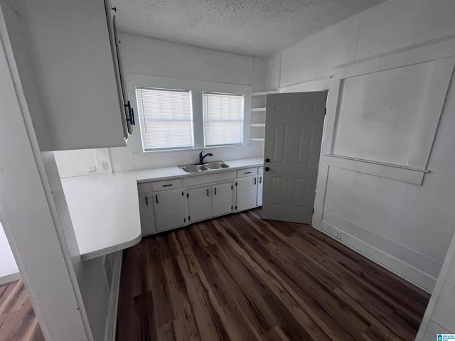 1114 7TH AVENUE W, Birmingham, AL 35204