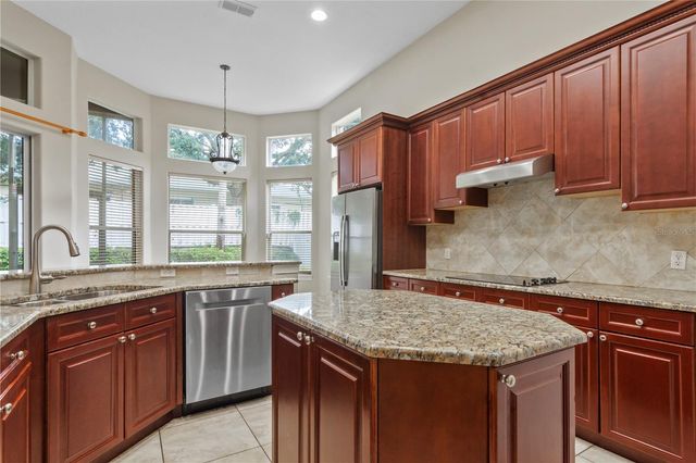 7014 PHILLIPS COVE COURT 27, Orlando, FL 32819