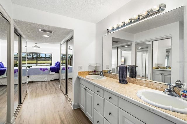 2453 CRISPIN COURT F4, Sarasota, FL 34235