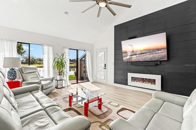 2453 CRISPIN COURT F4, Sarasota, FL 34235