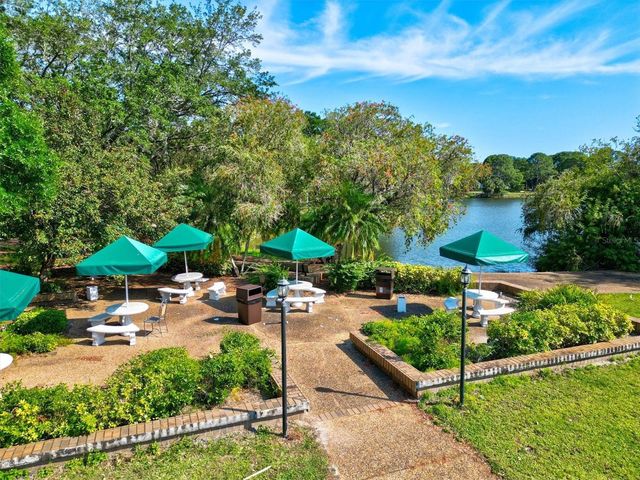 2453 CRISPIN COURT F4, Sarasota, FL 34235