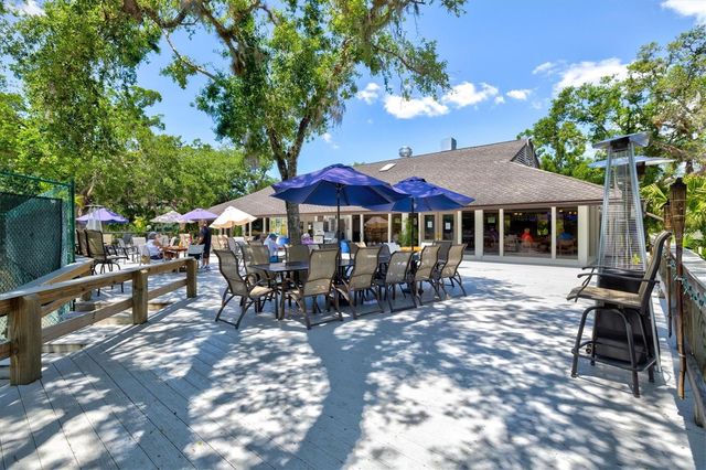 2453 CRISPIN COURT F4, Sarasota, FL 34235