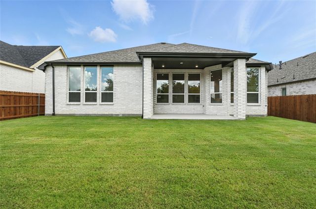 556 Lockhart Street, Waxahachie, TX 75165