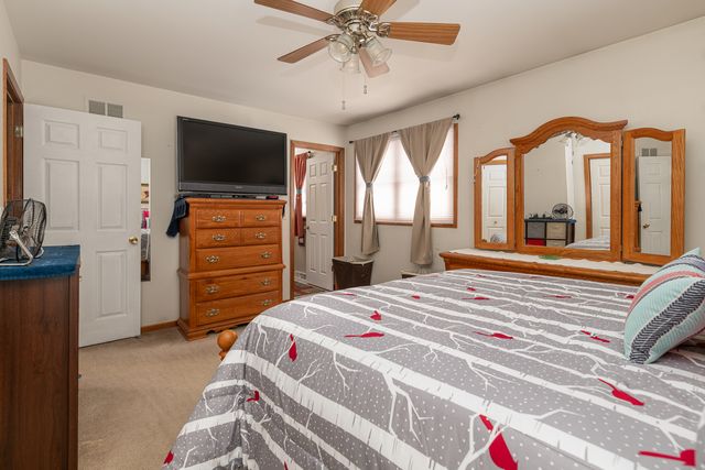 3810 Cedar Avenue, Zion, IL 60099