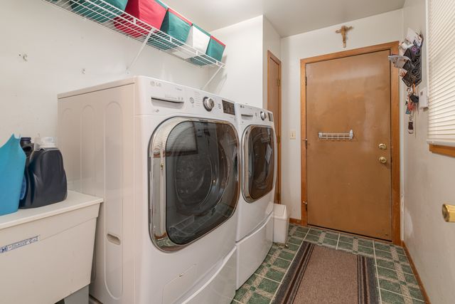 3810 Cedar Avenue, Zion, IL 60099