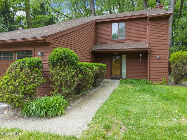 64 Algonquin Road, Clifton Park, NY 12065