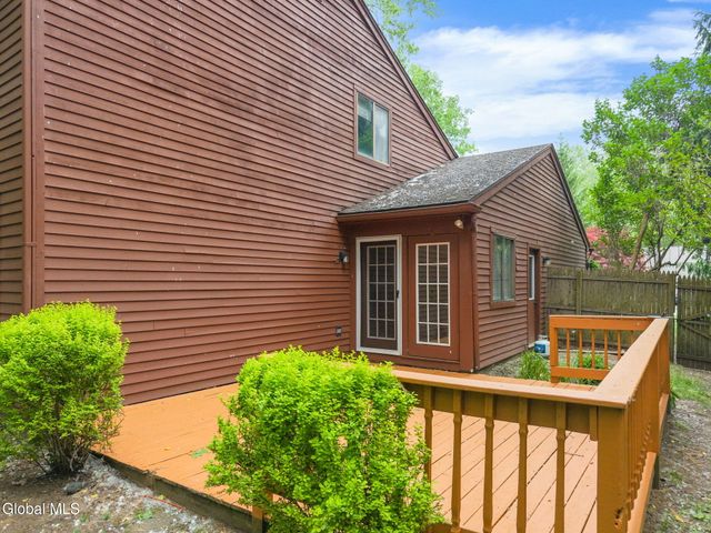 64 Algonquin Road, Clifton Park, NY 12065