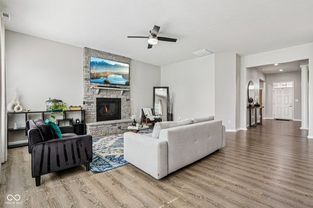 15123 Bentfield Court, Fishers, IN 46037