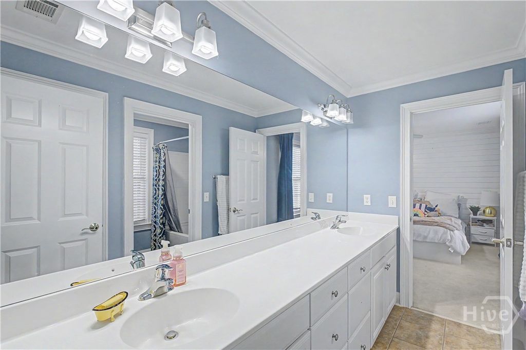 Image 31 of property listing at 8 Sapphire Island Road, Savannah, GA 31410
