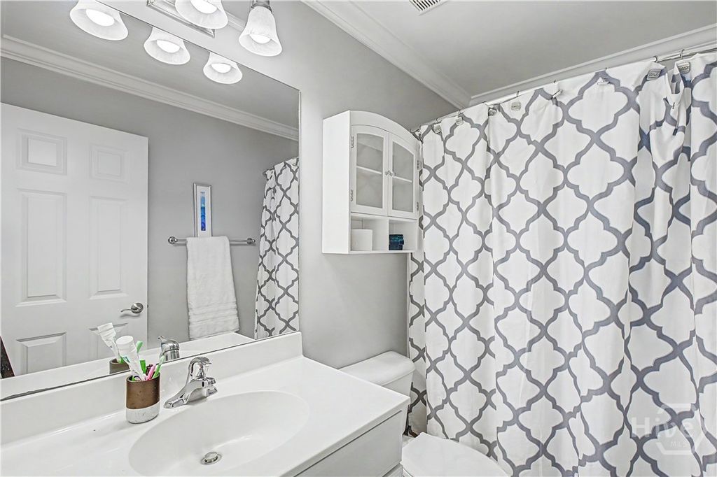 Image 35 of property listing at 8 Sapphire Island Road, Savannah, GA 31410