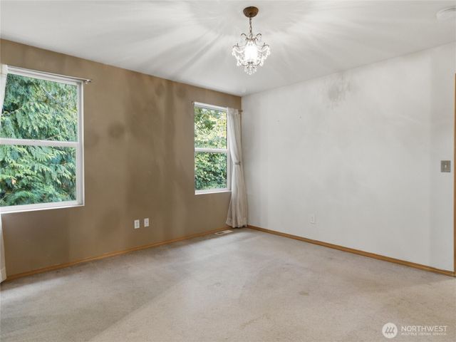 2977 NE Loyola St, Bremerton, WA 98311