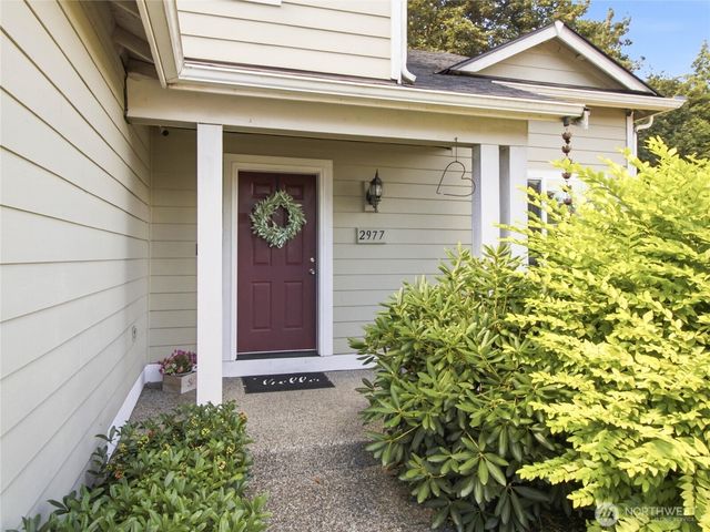 2977 NE Loyola St, Bremerton, WA 98311