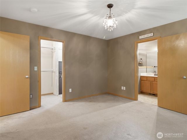 2977 NE Loyola St, Bremerton, WA 98311