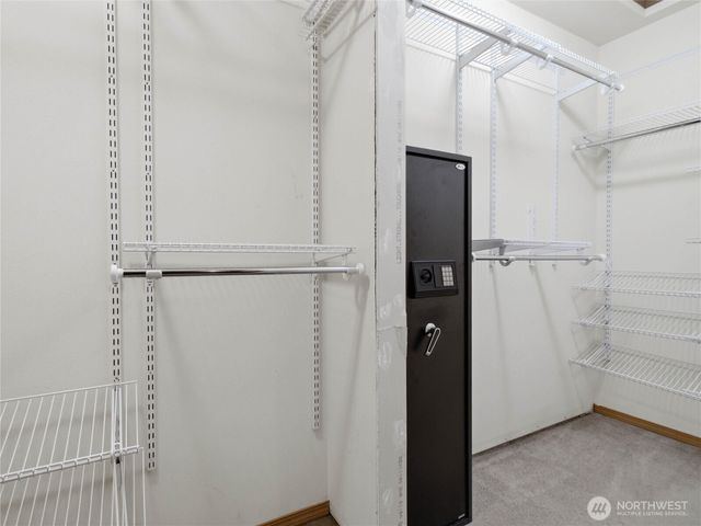 2977 NE Loyola St, Bremerton, WA 98311