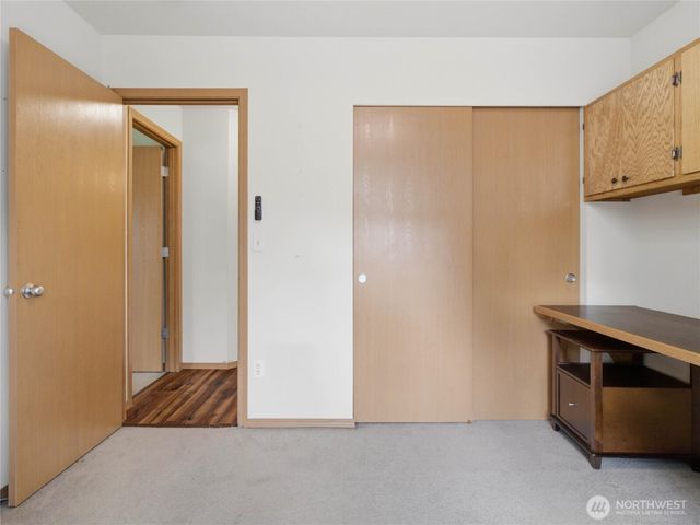 2977 NE Loyola St, Bremerton, WA 98311