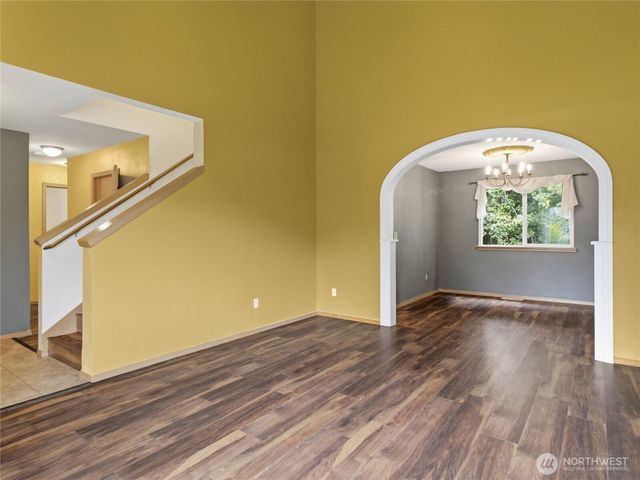 2977 NE Loyola St, Bremerton, WA 98311