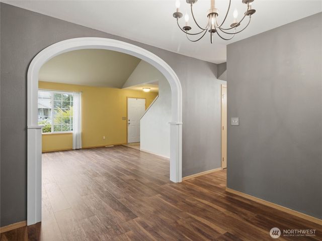2977 NE Loyola St, Bremerton, WA 98311