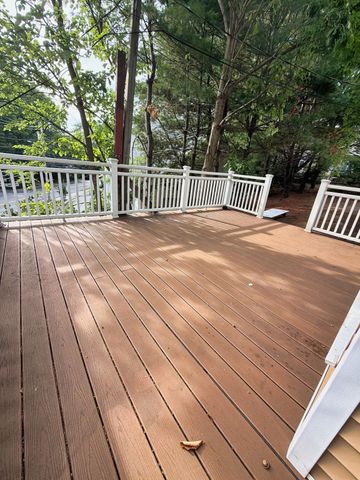 1186 Chestnut St 1186, Newton, MA 02464