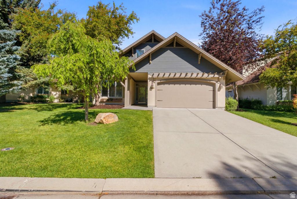 12 W VILLAGE CIR, Midway, UT 84049 — exterior