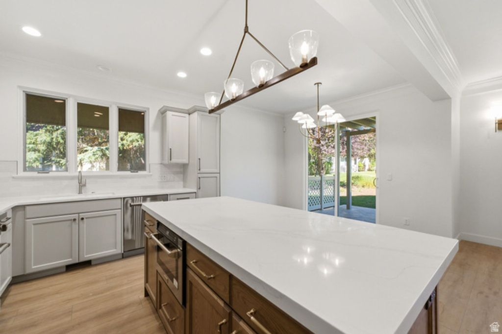 12 W VILLAGE CIR, Midway, UT 84049 — photo 5