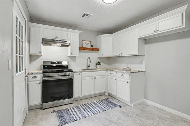 7215 NW 43rd Street, Bethany, OK 73008