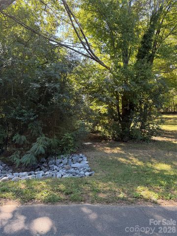 233 Clark Boulevard, Charlotte, NC 28262