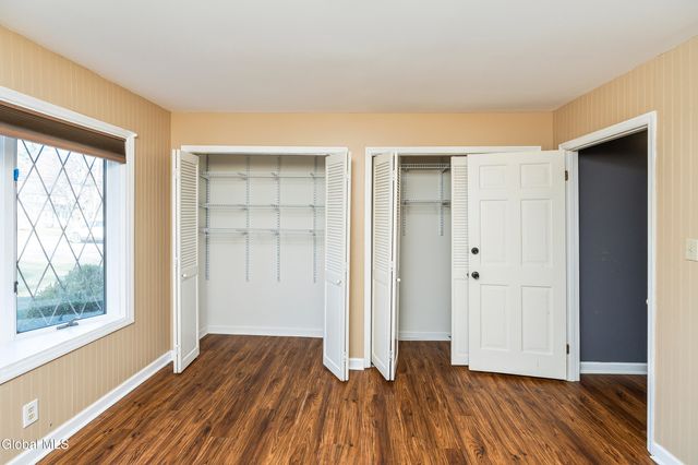 722 Feura Bush Road, Bethlehem, NY 12054