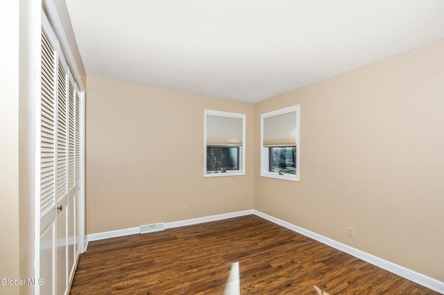 722 Feura Bush Road, Bethlehem, NY 12054