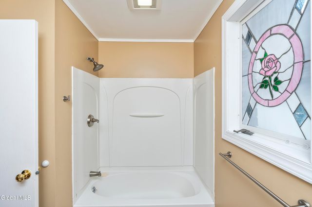 722 Feura Bush Road, Bethlehem, NY 12054