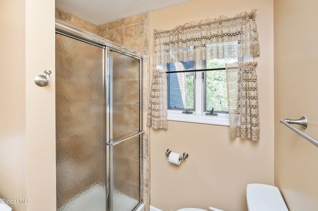 722 Feura Bush Road, Bethlehem, NY 12054