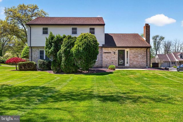 4426 CEDARWOOD DR, York, PA 17402