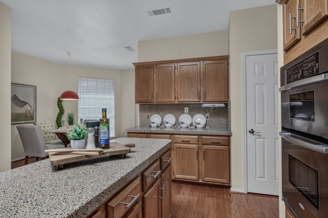 1408 Hamilton Drive, Cedar Hill, TX 75104