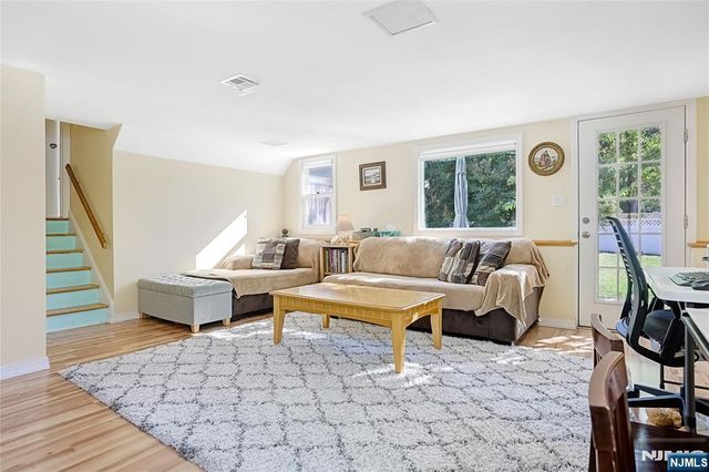 193 Prospect Place, Rutherford, NJ 07070